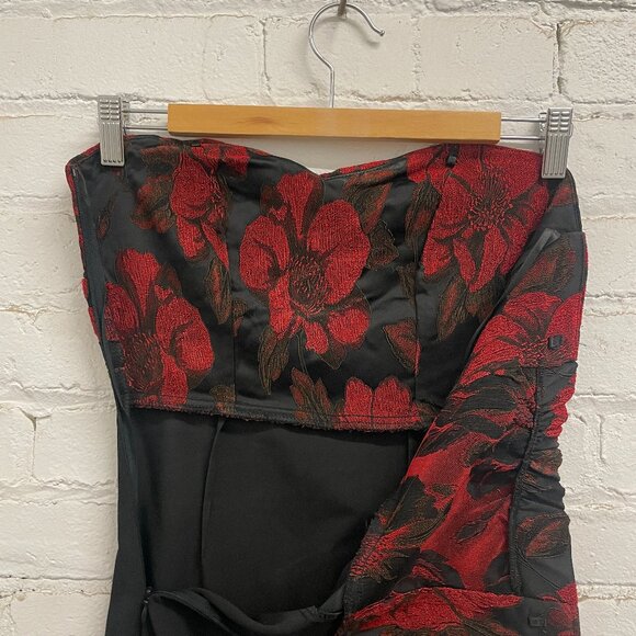 Vintage Empire waist Red Floral Rose embroidered bodice dress - Picture 4 of 7